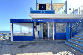  Bar / cafeteria - For Sale
